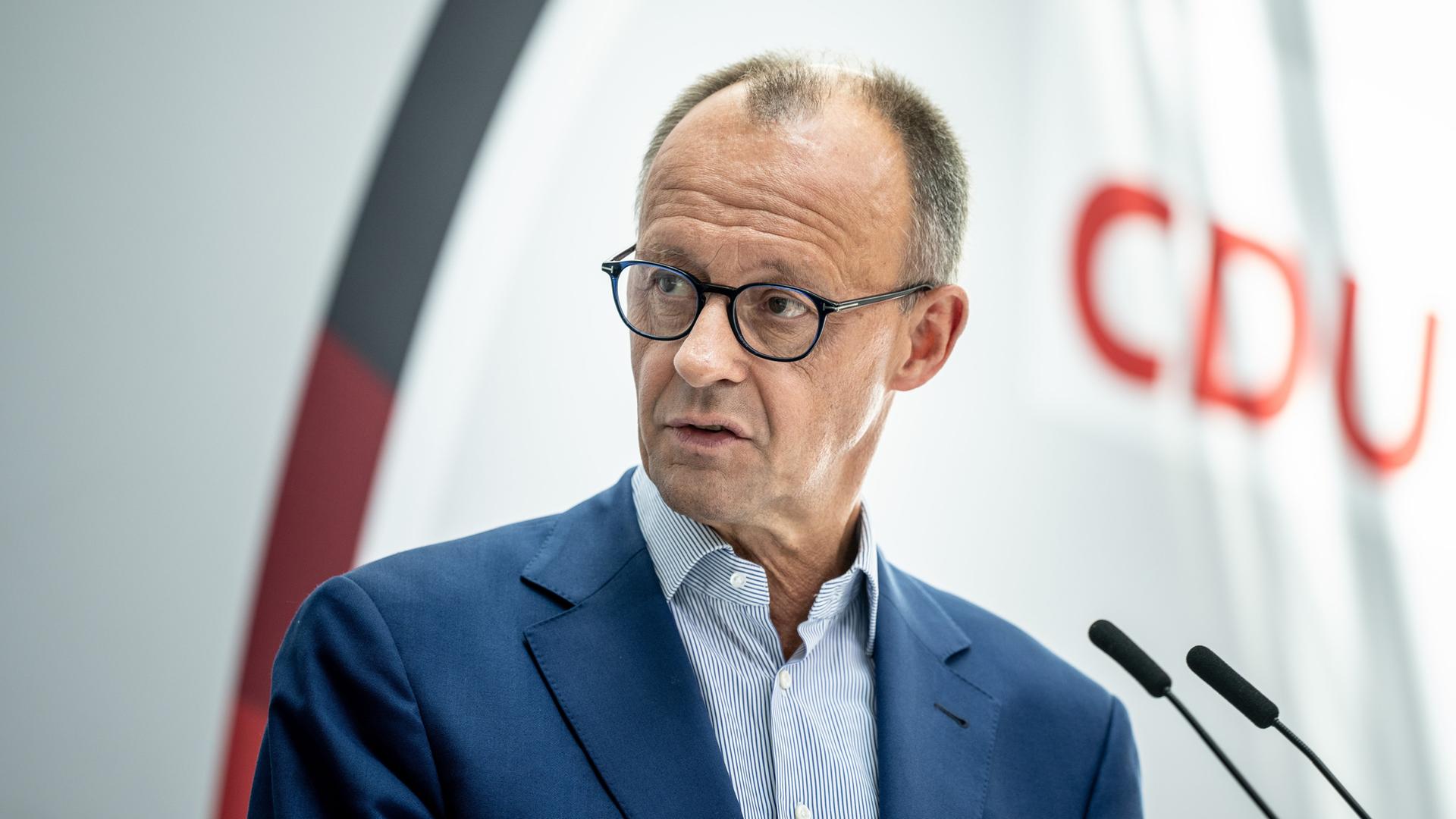 Die Brandmauer des Rechts: Friedrich Merz wählt die Linkswende