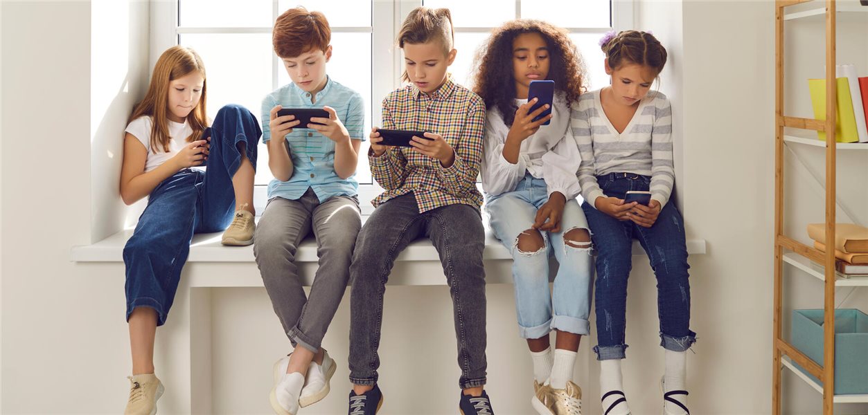 Studie warnt vor verheerenden Auswirkungen von 5G und WLAN auf die geistige Entwicklung von Kindern