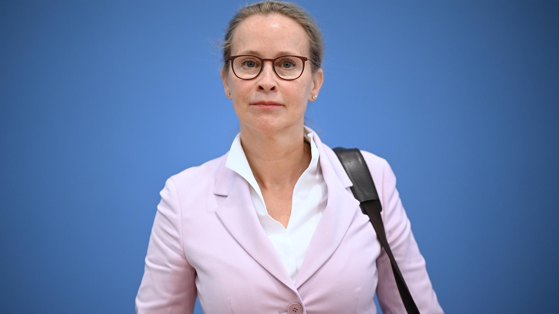 DDR-Einsichten: Das verfassungskonforme Fehlen von Frauke Brosius-Gersdorf am Gericht