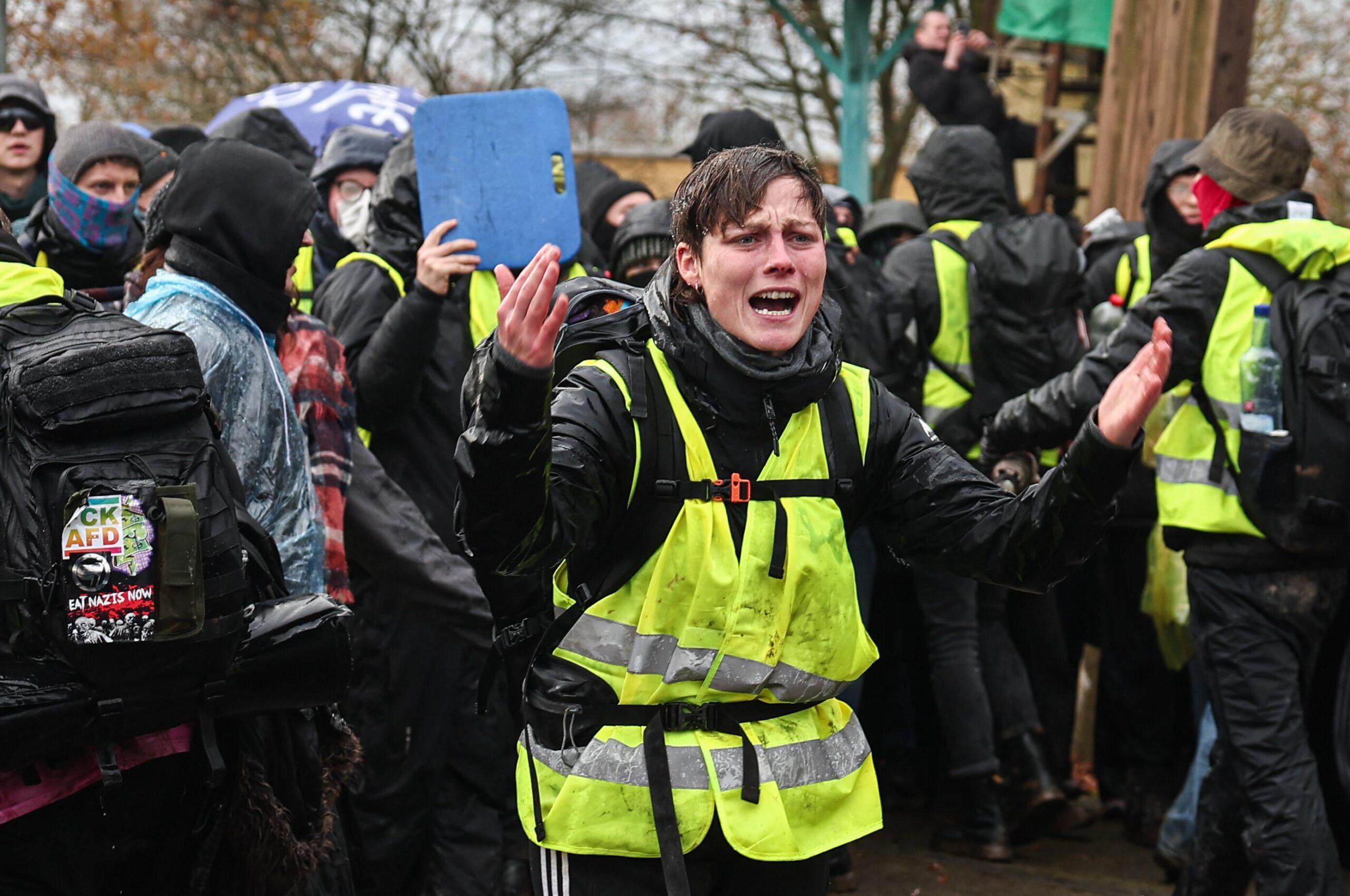 Linksextreme Gewaltaktionen: AfD-Jugendgründung in Gießen unter extremem Druck