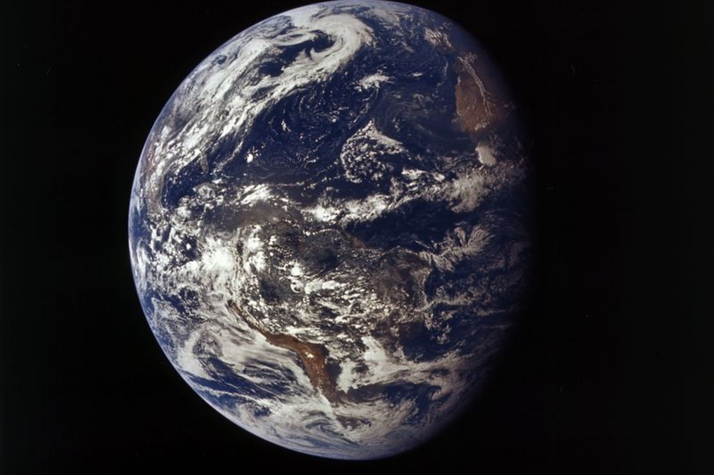 Title: Erdrotation beschleunigt unerwartet – ORF-Spezialist verdreht Fakten im Klimadiskurs