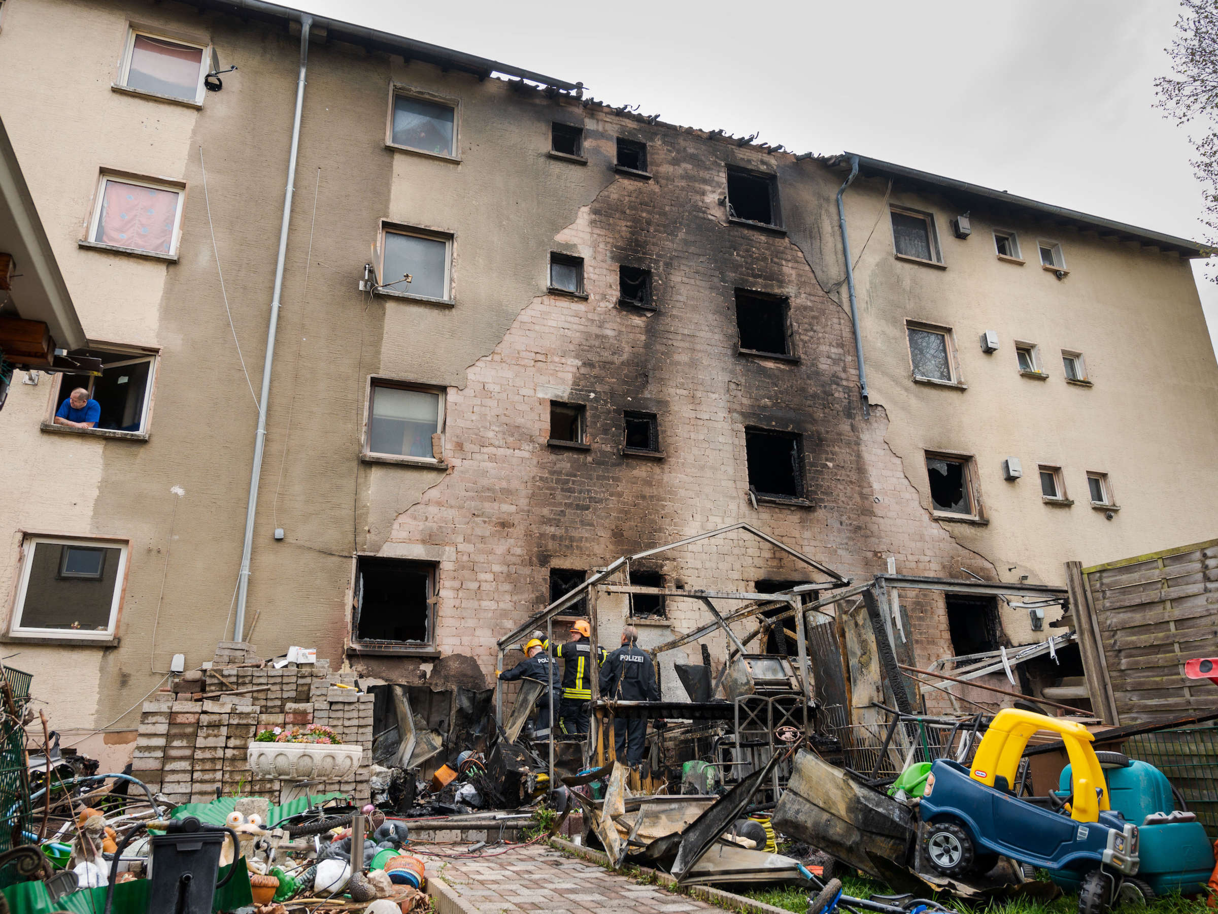 Kaiserslauterns Windkraftschwierigkeiten: Brand ohne Ausweg – Schaden von 1,5 Millionen Euro