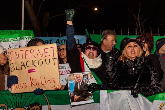 Londoner Linke unterstützt das iranische Regime bei Massenmord