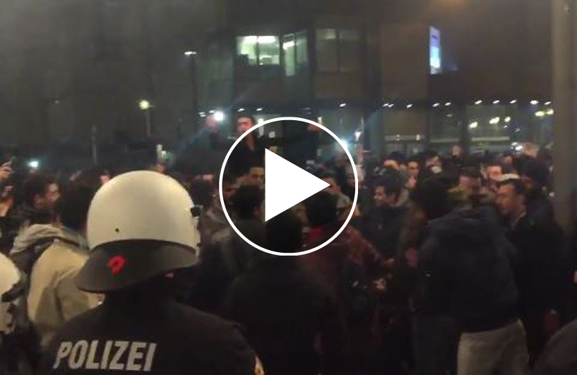 Starmer kauft sich im „Allahu Akbar“-Gedudel die Anerkennung – und was er damit verloren hat