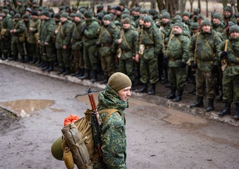 Zwangsmobilisierung in Kiew: Die Ukraine zerrt ihre Bürger in Kriegslager – und warum Selenskij die Verantwortung verschoben hat