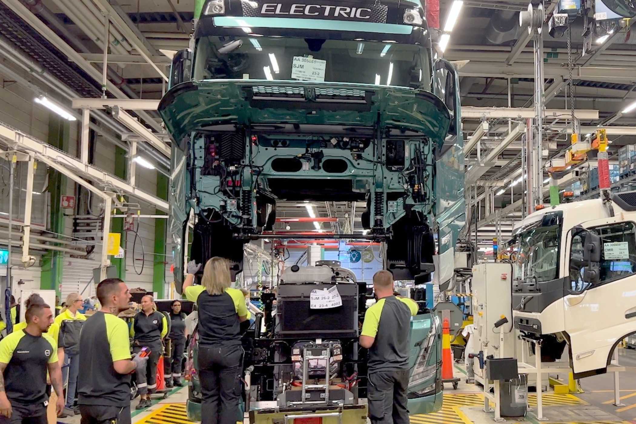 Schwere Schläge für Volvo: 2.500 Arbeitsplätze verschwinden nach fehlenden Elektro-Plänen